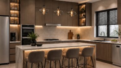 Contemporary Warmth: Calacatta Marble & Track Lighting